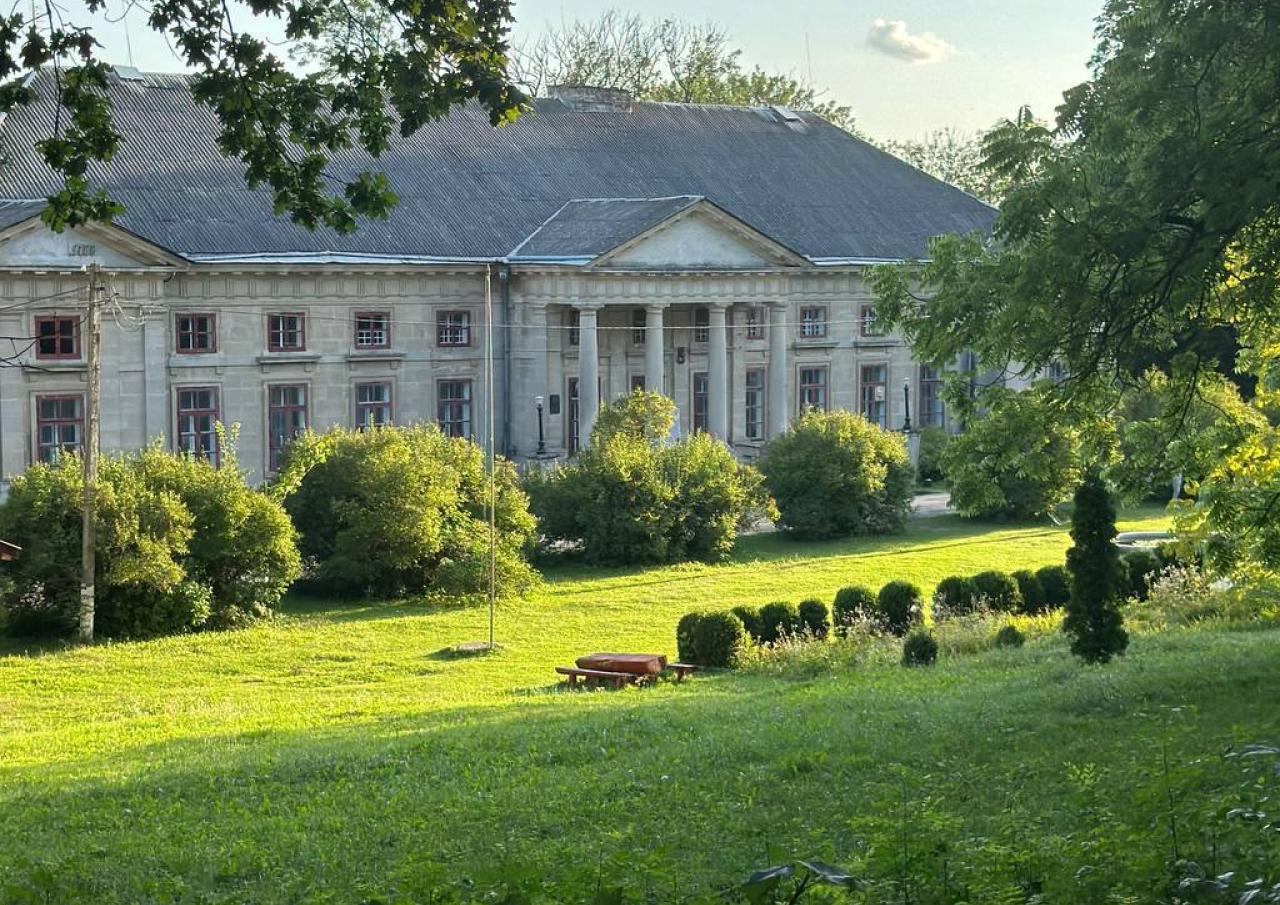 рестарвація палацу